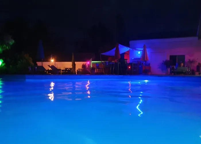 Domaine Le Coteau De Mengaud Отель типа 