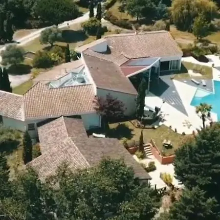 Domaine Le Coteau De Mengaud Bed & Breakfast